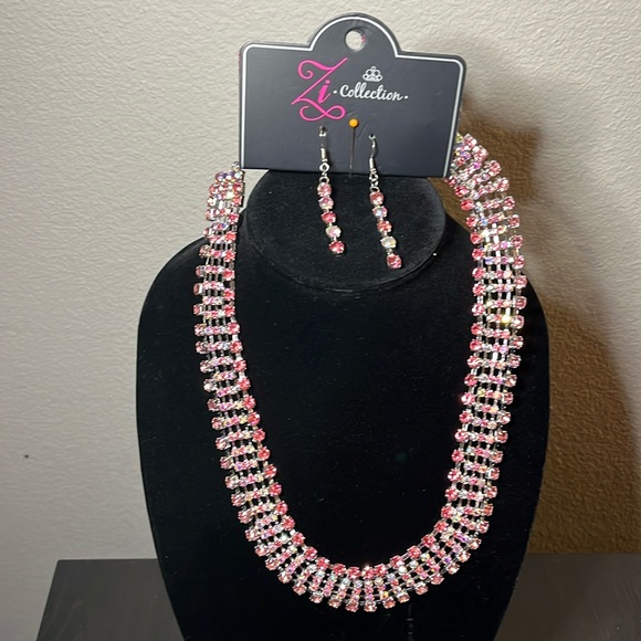 Paparazzi Zi Collection Necklace and Earring set. Brand new/never worn. - Picture 1 of 3